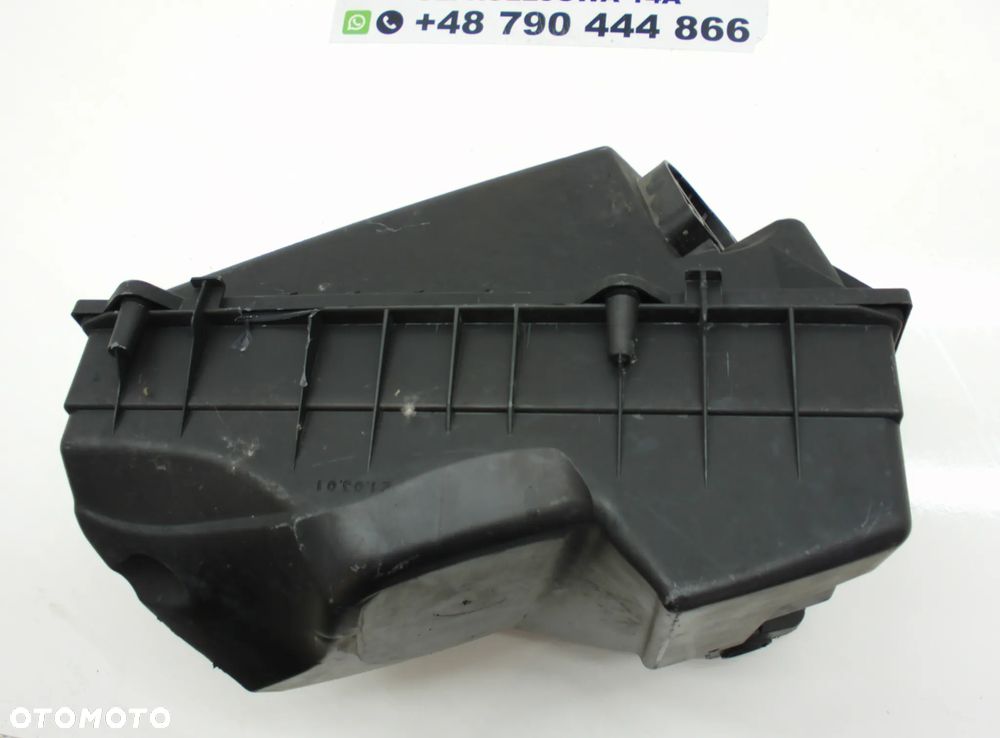 VW Bora Filtr Powietrza Obudowa - 4