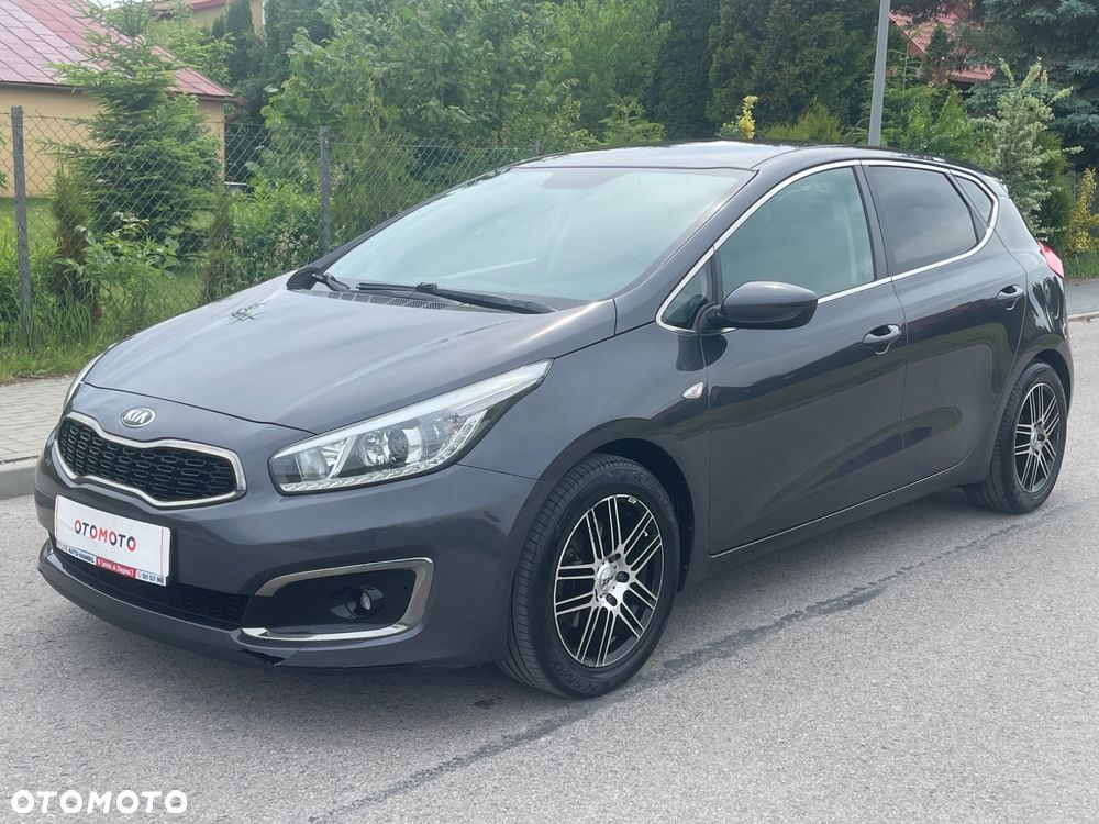 Kia Ceed 1.4 CVVT Vision - 22
