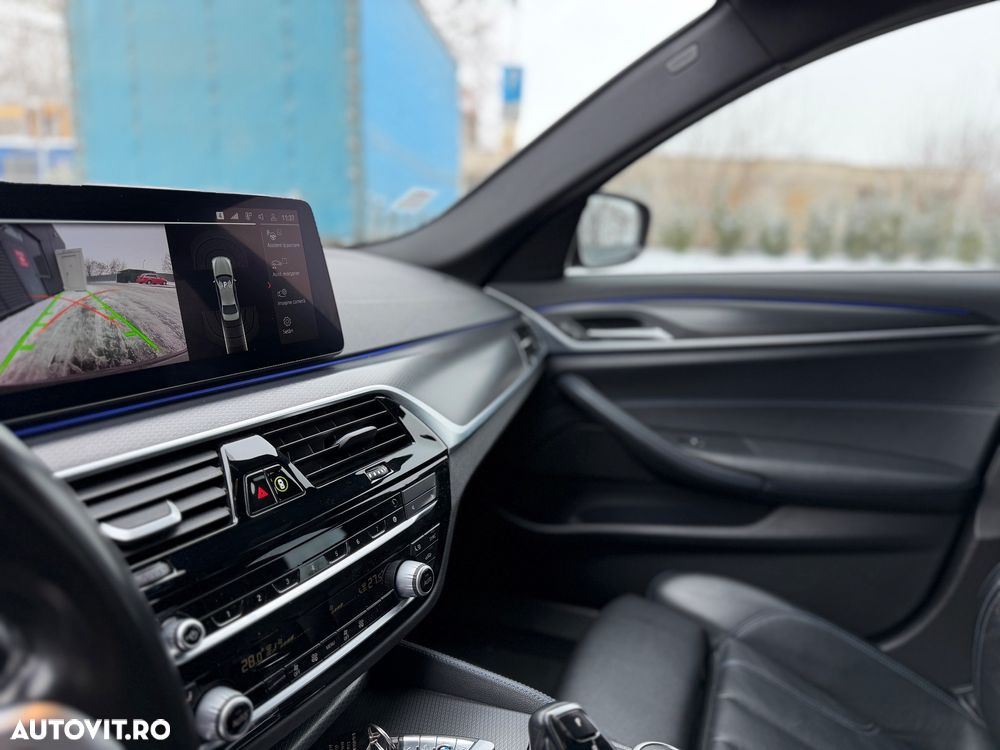 BMW Seria 5 520d Aut. M Sport Edition - 33