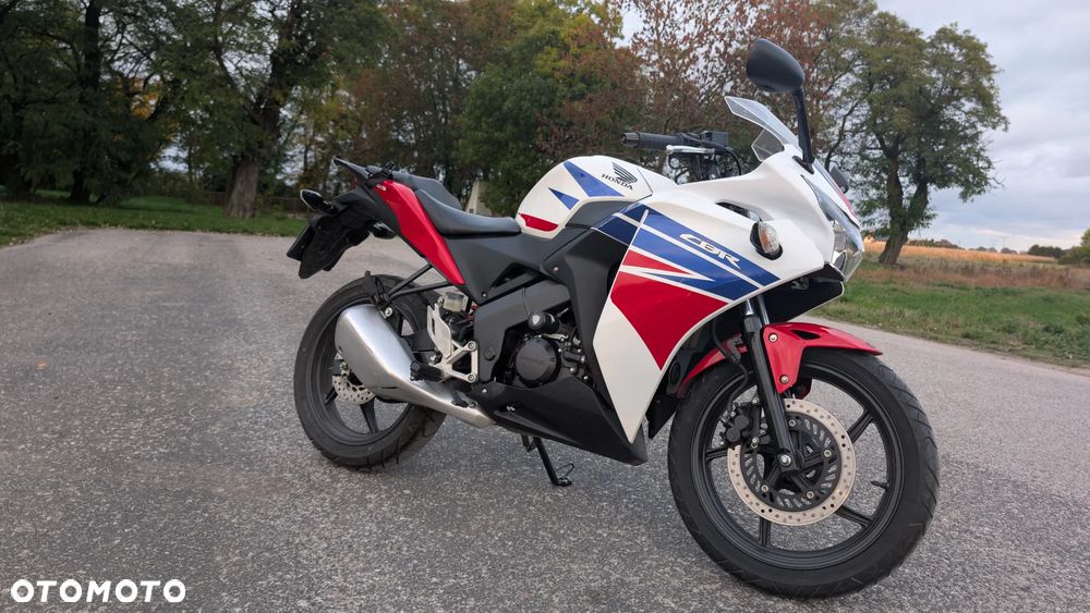 Honda CBR - 9