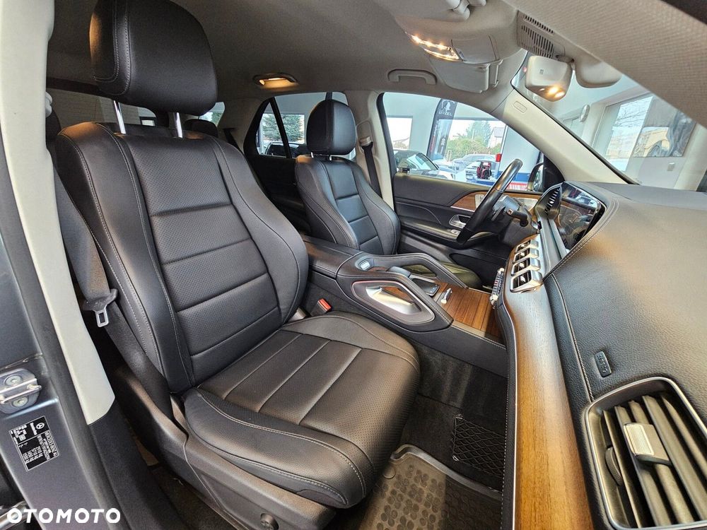 Mercedes-Benz GLE - 21