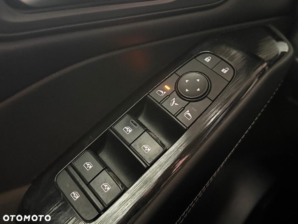 Nissan Qashqai - 30