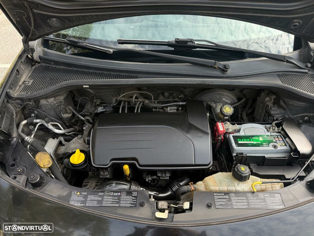 Renault Clio 1.2 16V Confort - 13