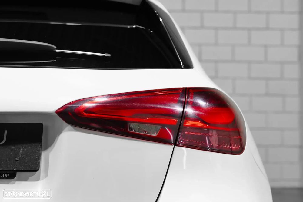 Mercedes-Benz A 180 - 41