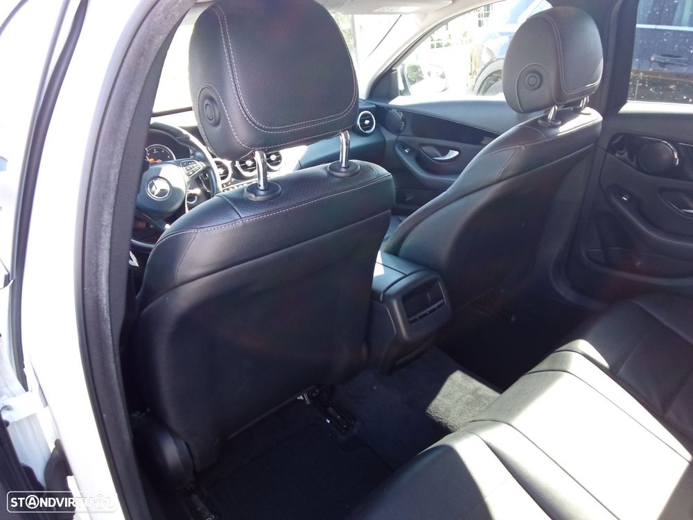 Mercedes-Benz C 180 BlueTEC Avantgarde - 23