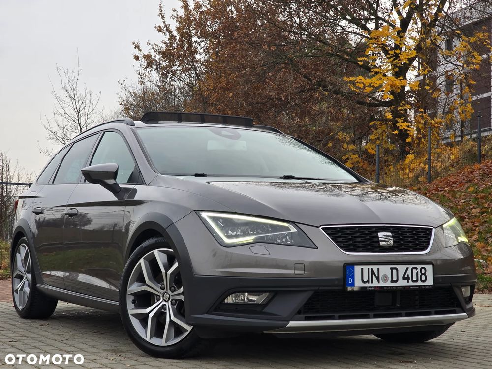 Seat Leon 2.0 TDI Start&Stop 4Drive DSG X-Perience - 32