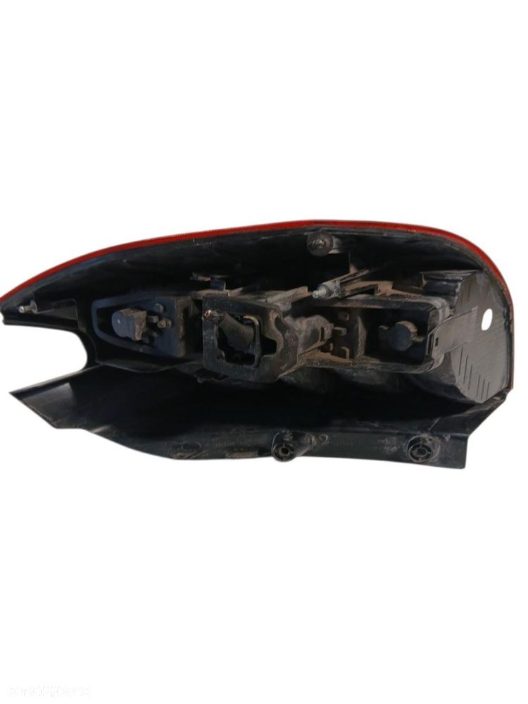LAMPA LEWA TYLNA TYŁ RENAULT SCENIC II 8200127704 2SK008659-01-75 - 5