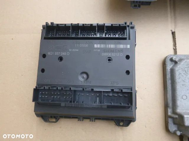 ZESTAW STARTOWY STACYJKA KOMPUTER IMMOBILIZER LICZNIK VOLKSWAGEN POLO 9N LIFT 1.2 05- - 18