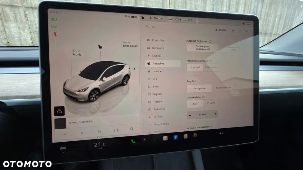 Tesla Model Y Long Range Dual Motor AWD - 14