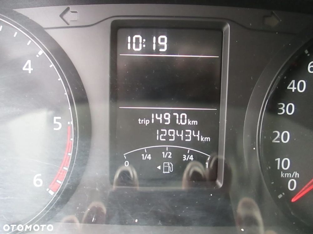 Volkswagen Transporter Brygadówka 6 osobowy - 31