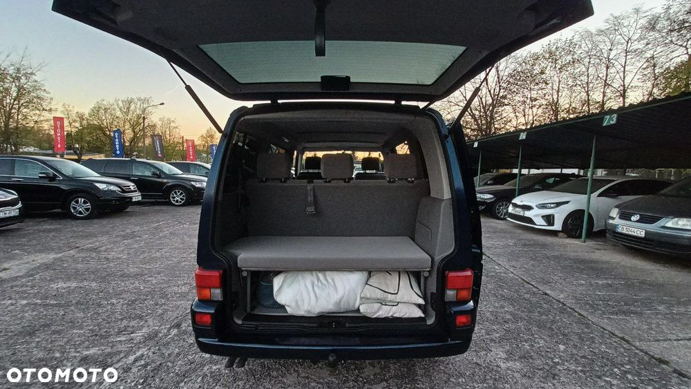 Volkswagen Multivan - 38