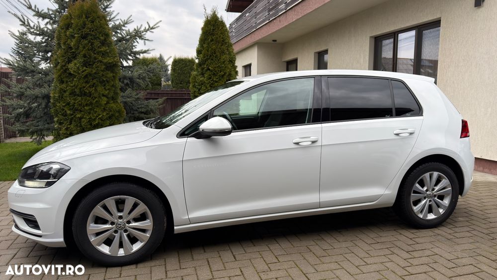 Volkswagen Golf 1.0 TSI DSG Comfortline - 3