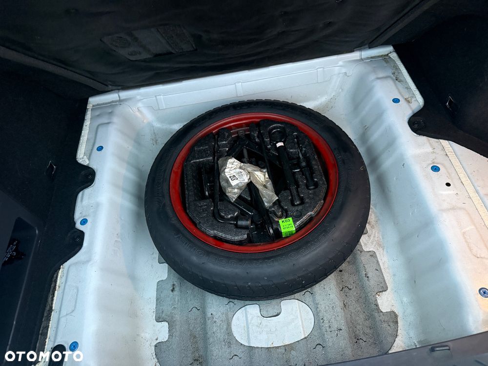 Hyundai IONIQ Hybrid Premium - 11