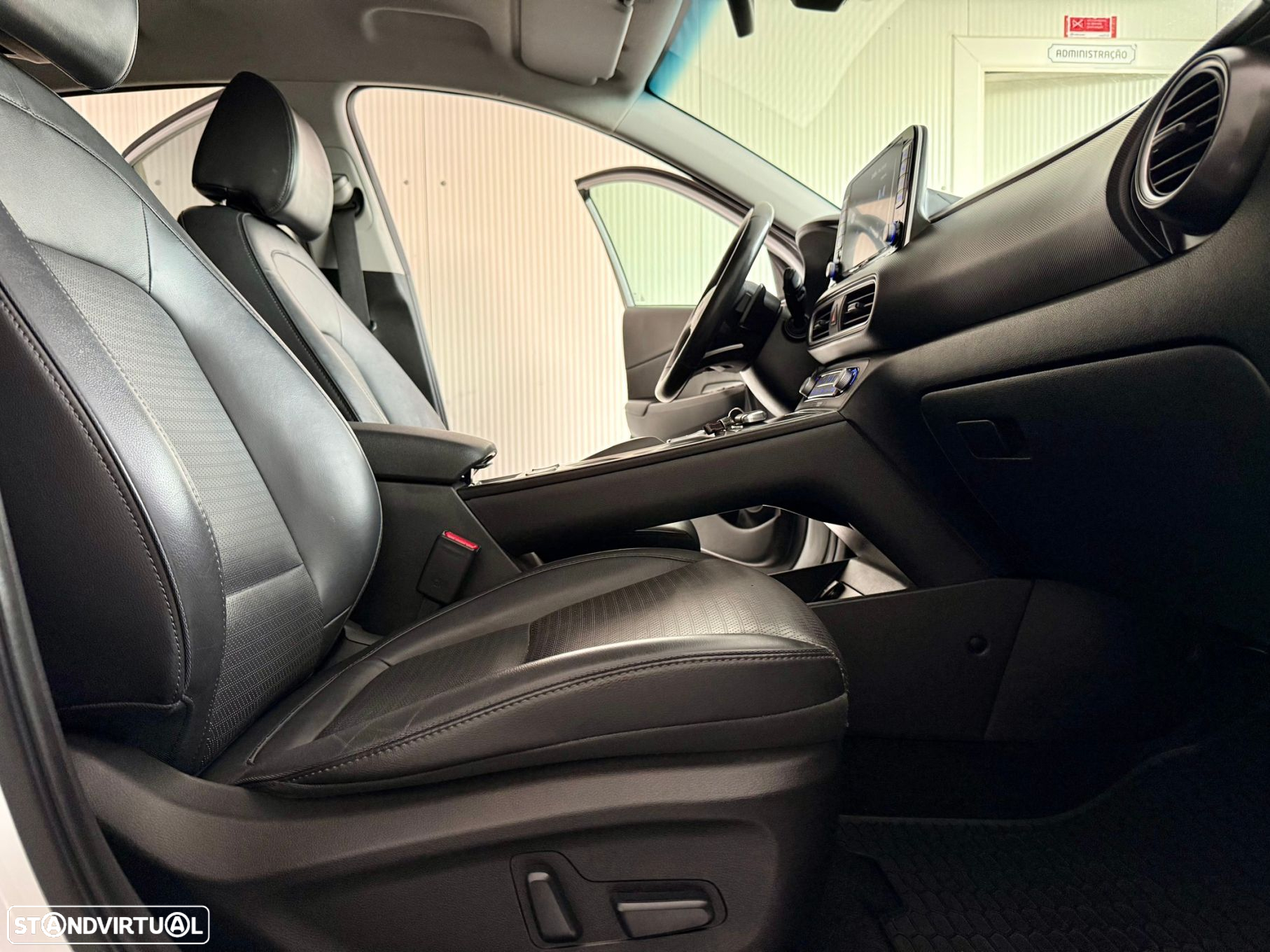 Hyundai Kauai EV 64 kWh Premium - 25