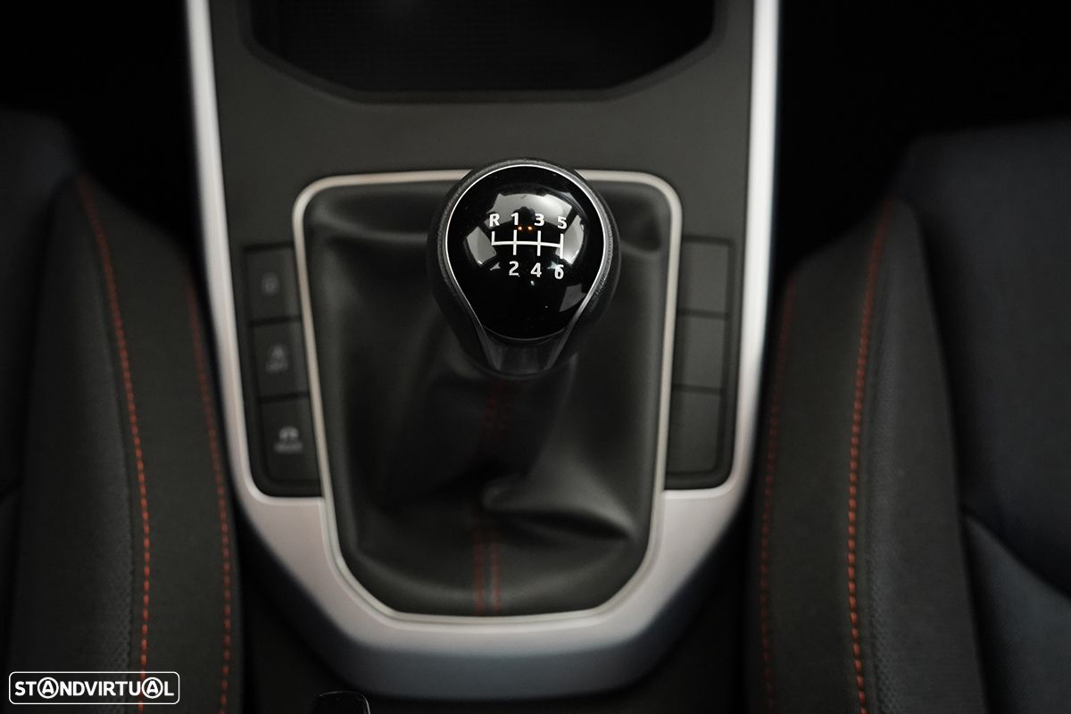 SEAT Arona 1.0 TSI FR - 13