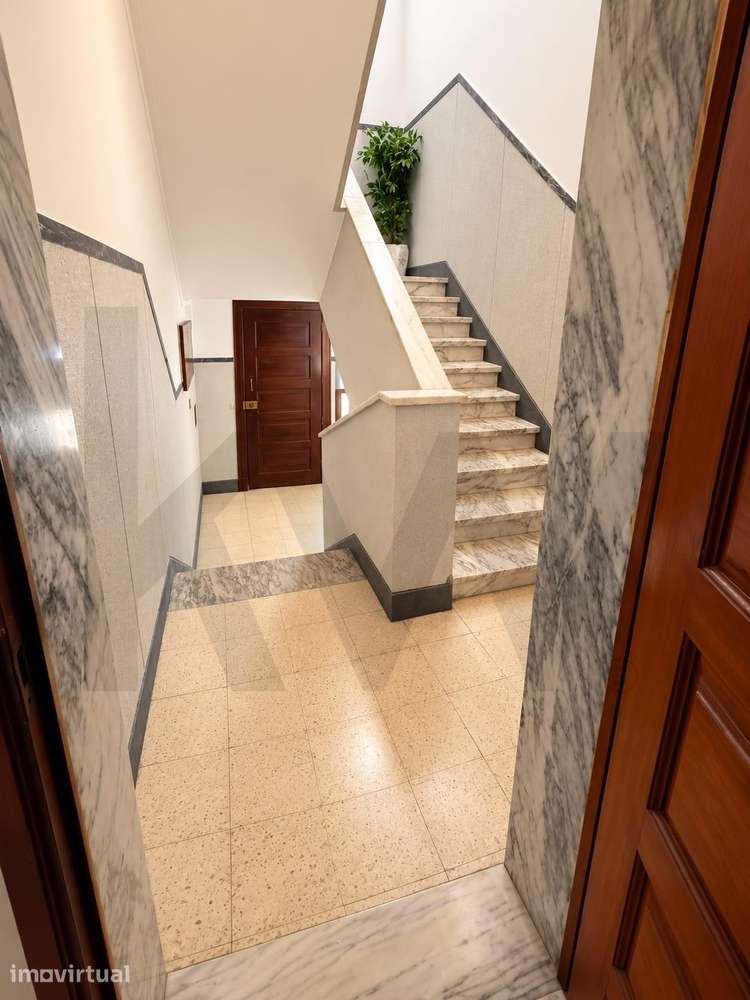 Apartamento T3 Feijó com quintal - Grande imagem: 5/19