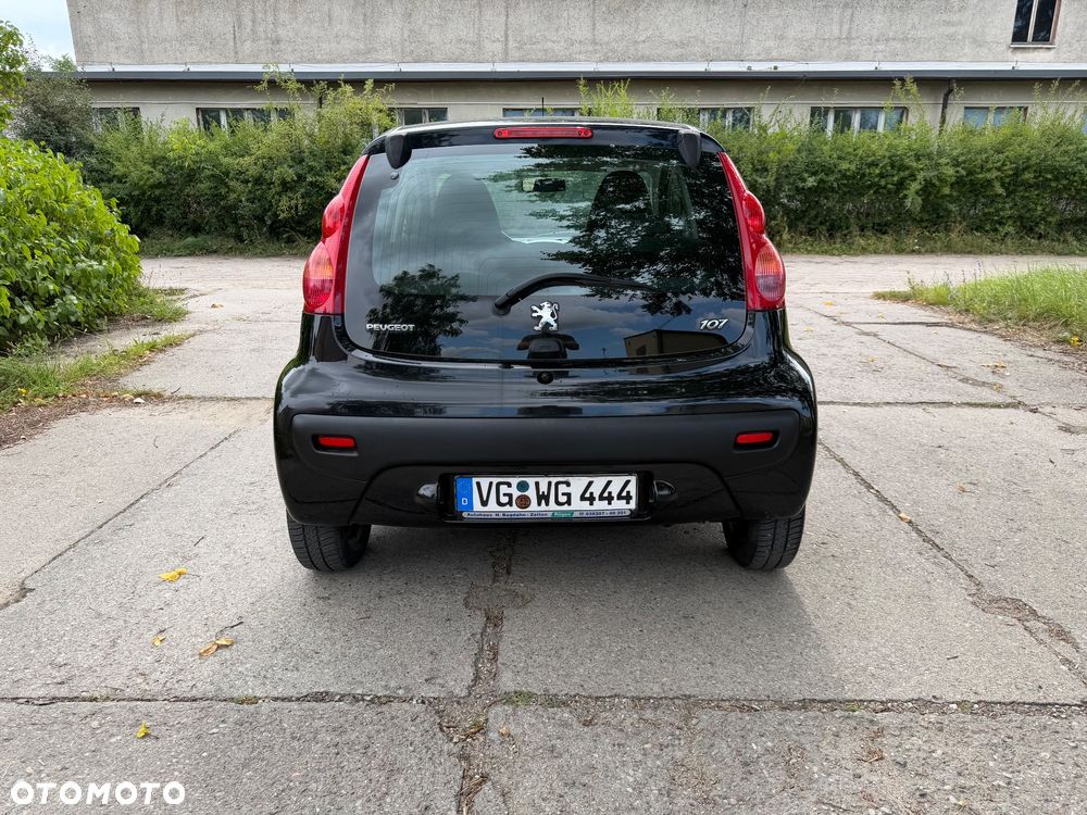 Peugeot 107 70 Black&Silver - 6