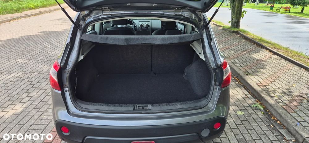 Nissan Qashqai 1.6 dCi DPF Start/Stop acenta - 10