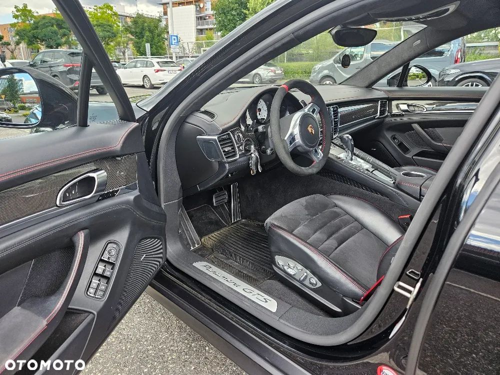 Porsche Panamera GTS - 11