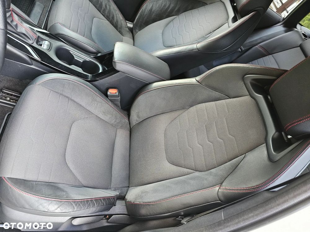Toyota Corolla 1.8 Business Edition - 21