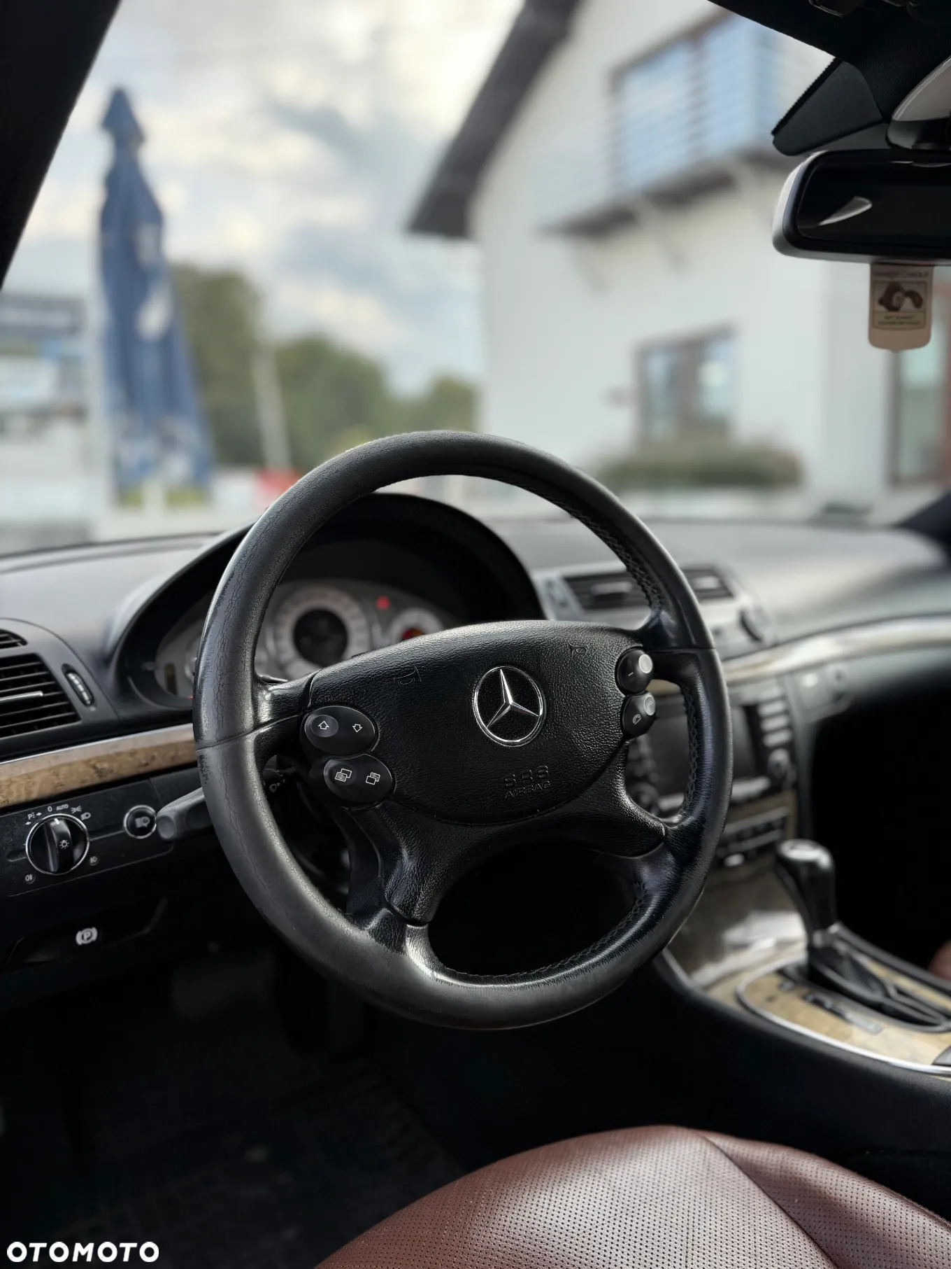Mercedes-Benz Klasa E 320 CDI 4-Matic Avantgarde - 19