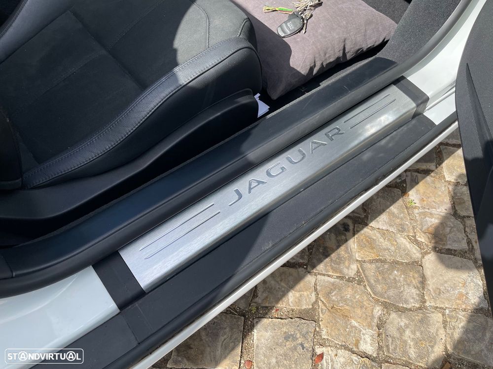 Jaguar F-Type Aut. R-Dynamic - 15