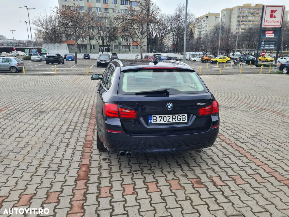 BMW Seria 5 528i Sport-Aut. Luxury Line - 16