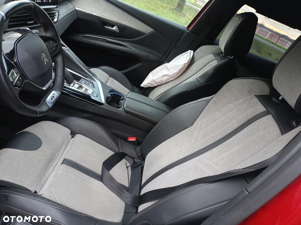 Peugeot 3008 1.6 PureTech Hybrid4 PHEV GT S&S EAT8 - 10