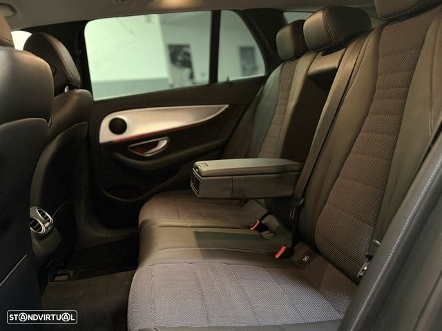 Mercedes-Benz E 300 de Avantgarde — fotografia 18