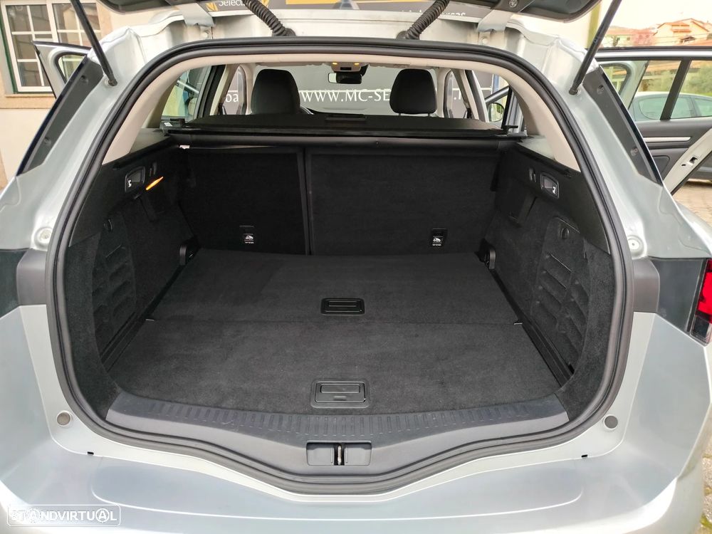 Renault Mégane Sport Tourer BLUE dCi 115 BUSINESS EDITION - 11