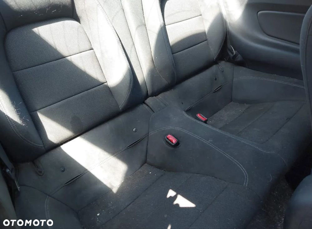 Ford Mustang 3.7 V6 - 11