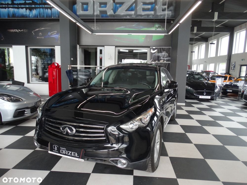 Infiniti QX70 - 1