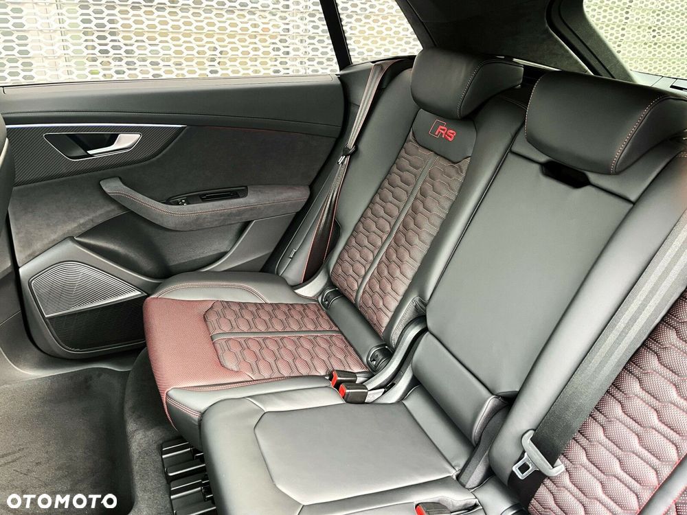 Audi RS Q8 - 22