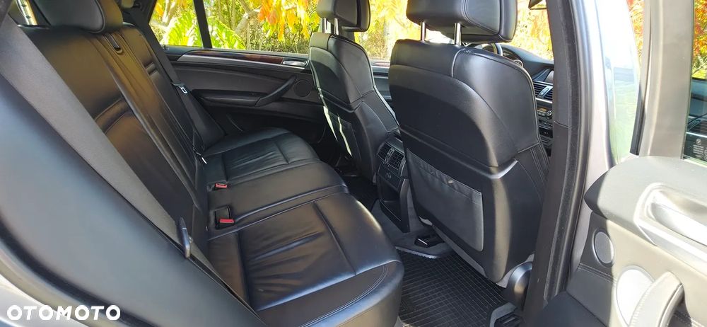 BMW X5 3.0sd xDrive - 12