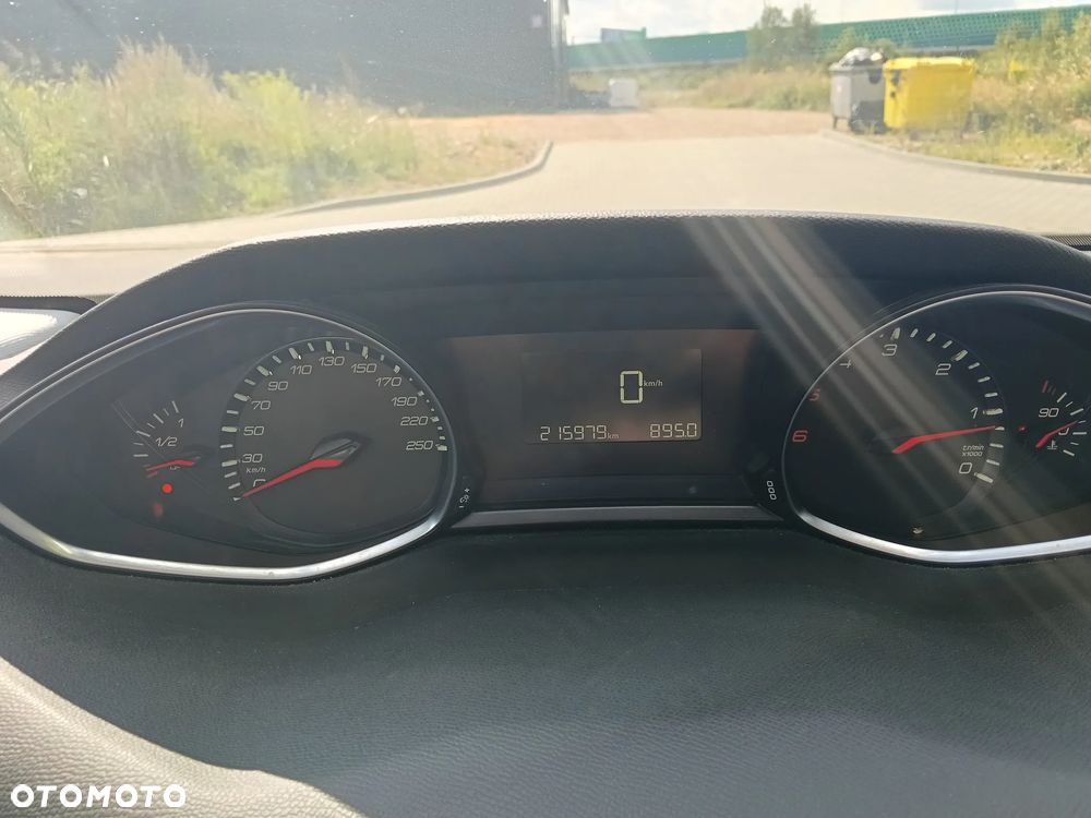 Peugeot 308 BlueHDi FAP 120 Stop&Start Winter Edition - 16