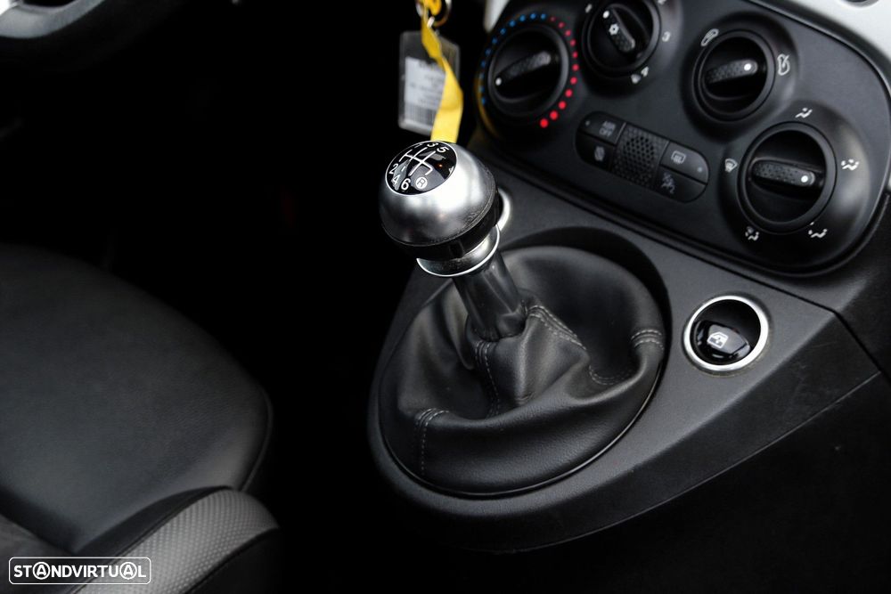 Fiat 500C 1.0 Hybrid Connect - 14