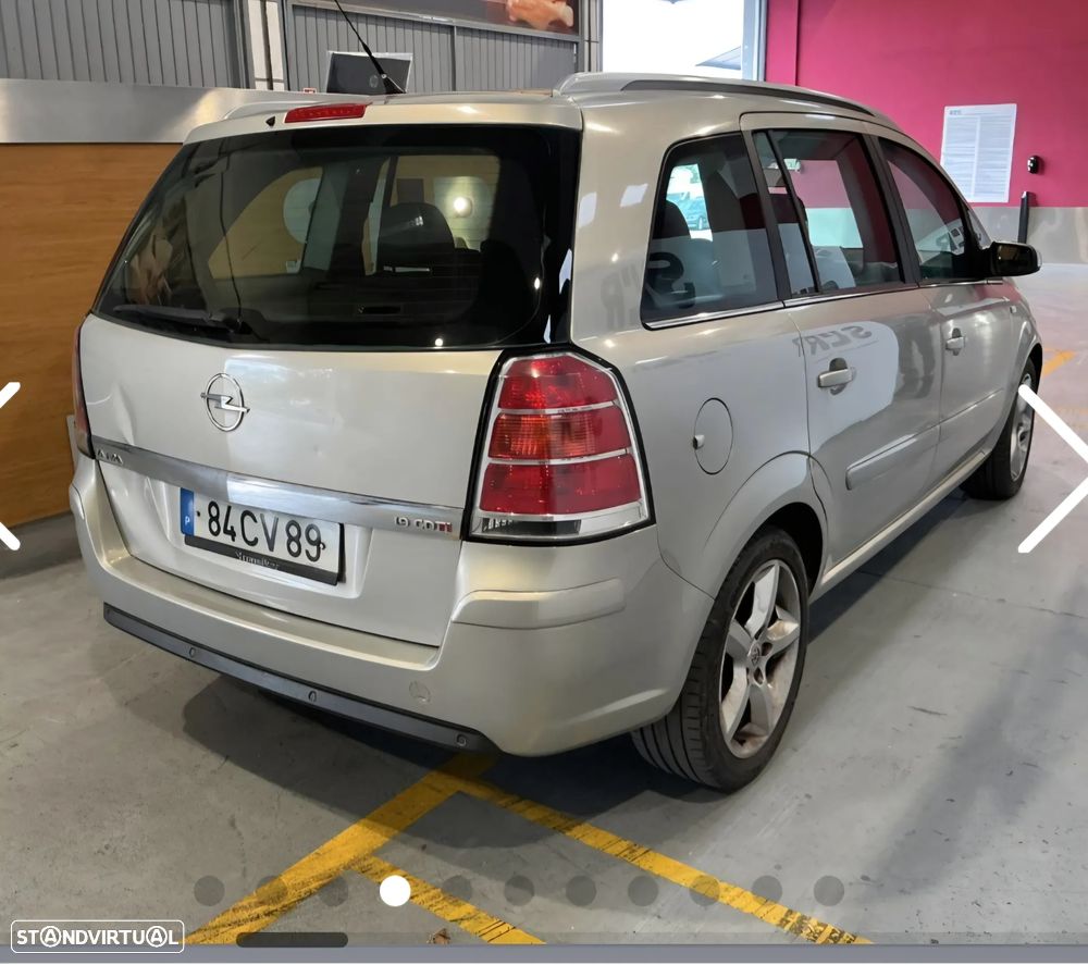 Opel Zafira 1.9 CDTI Cosmo - 3
