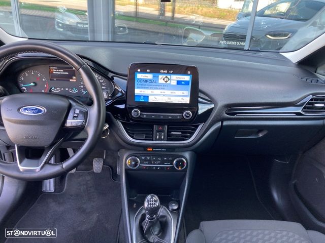 Ford Fiesta 1.0 EcoBoost Hybrid S&S TITANIUM - 17