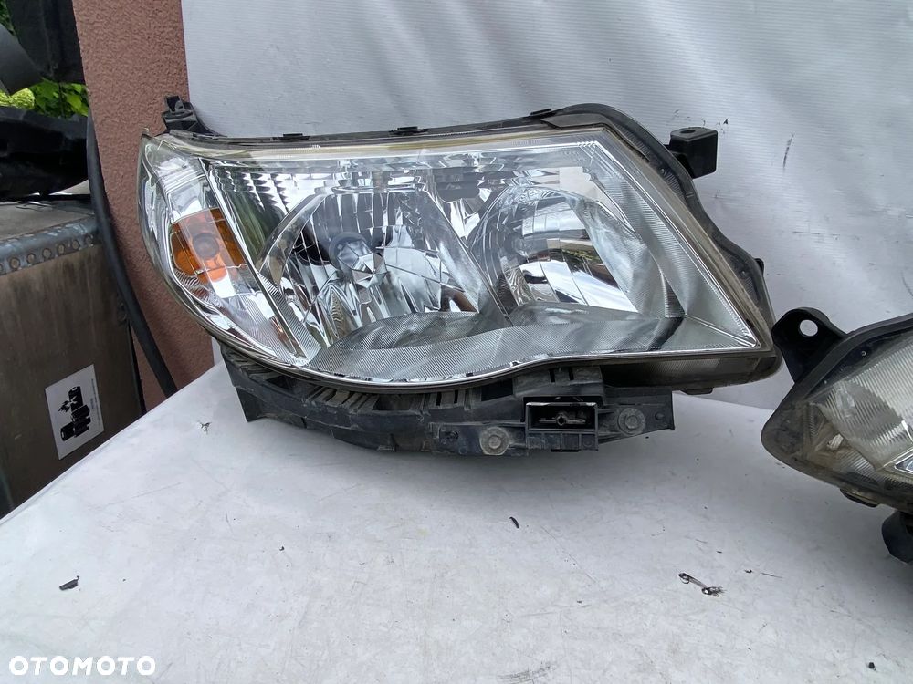 lampy forester III xenon komplet eu całe - 3