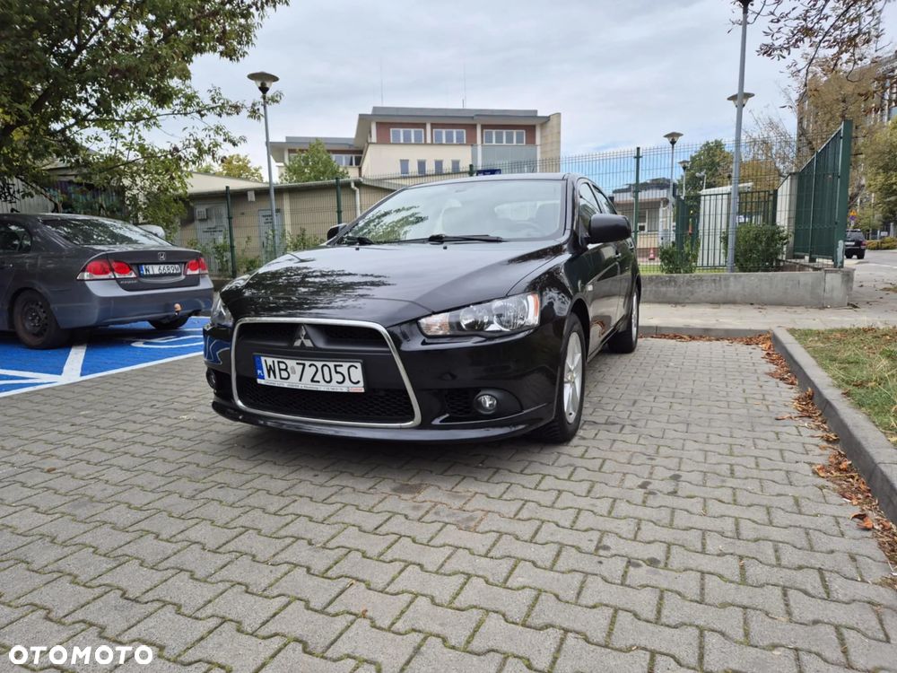 Mitsubishi Lancer - 1