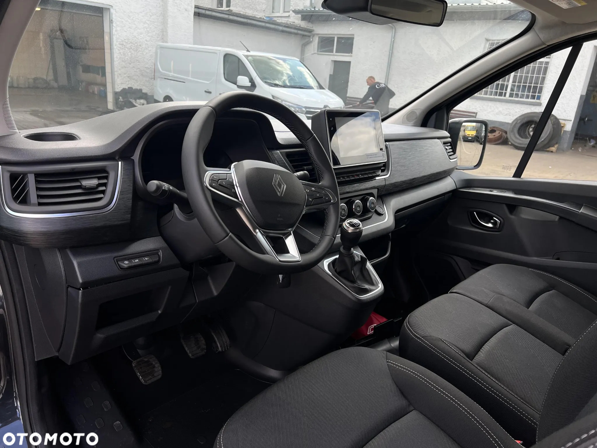 Renault Trafic - 9