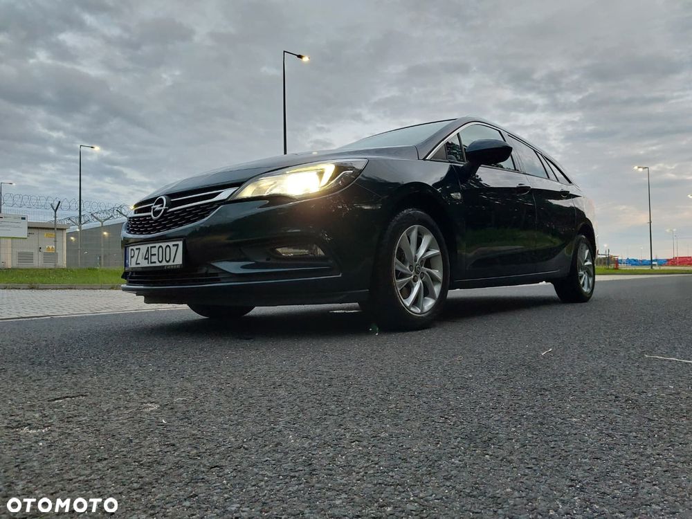 Opel Astra 1.6 CDTI Elite - 4