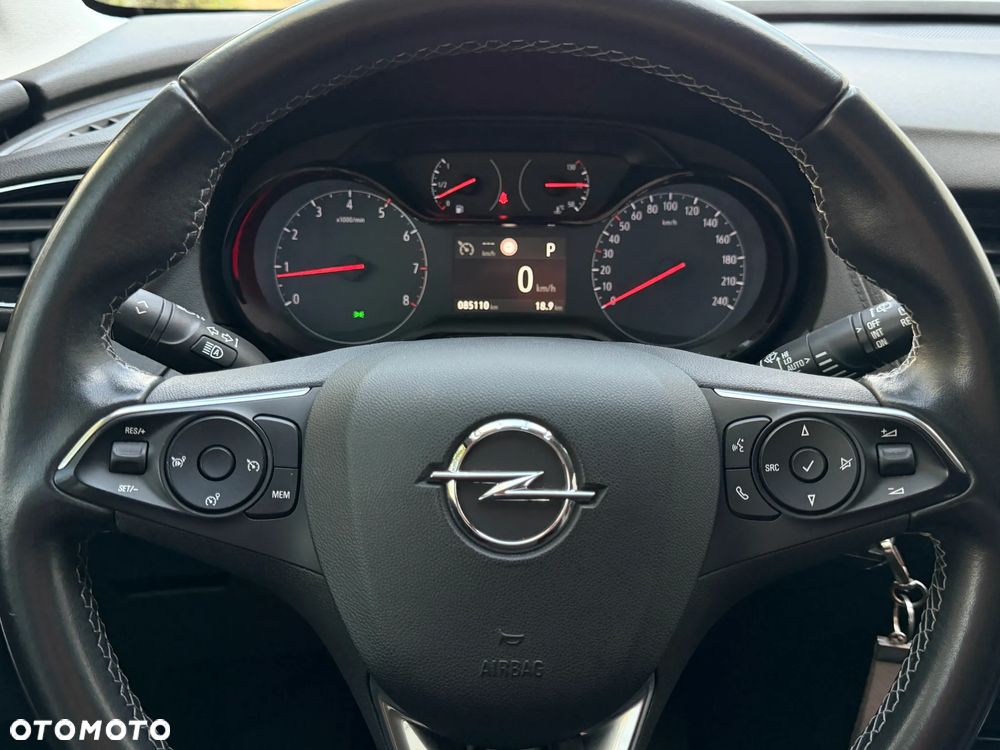 Opel Grandland X 1.2 T GPF Design Line S&S - 34