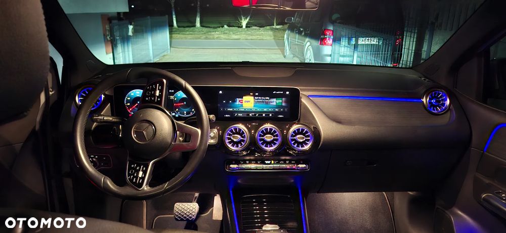 Mercedes-Benz Klasa B 180 7G-DCT Edition 19 - 32