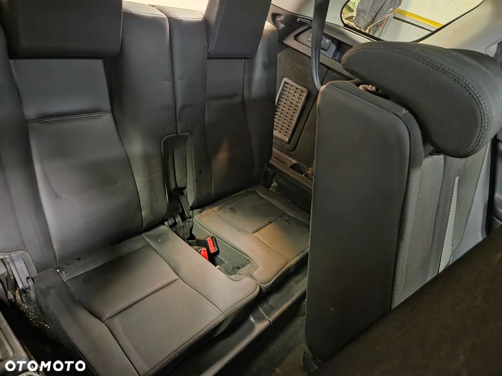 Land Rover Discovery Sport TD4 Dynamic - 12