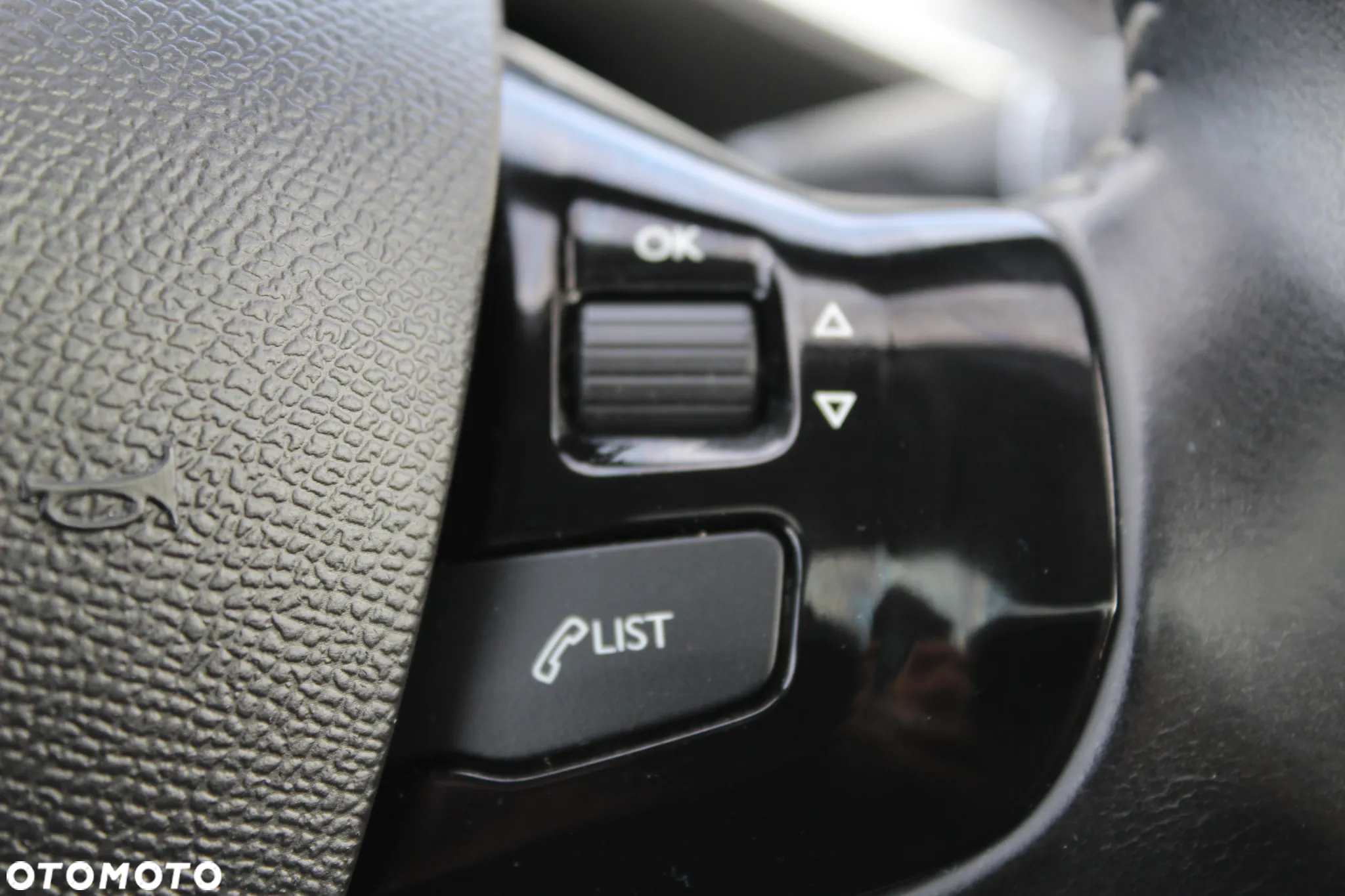 Peugeot 308 SW BlueHDi 130 Stop & Start Active - 17