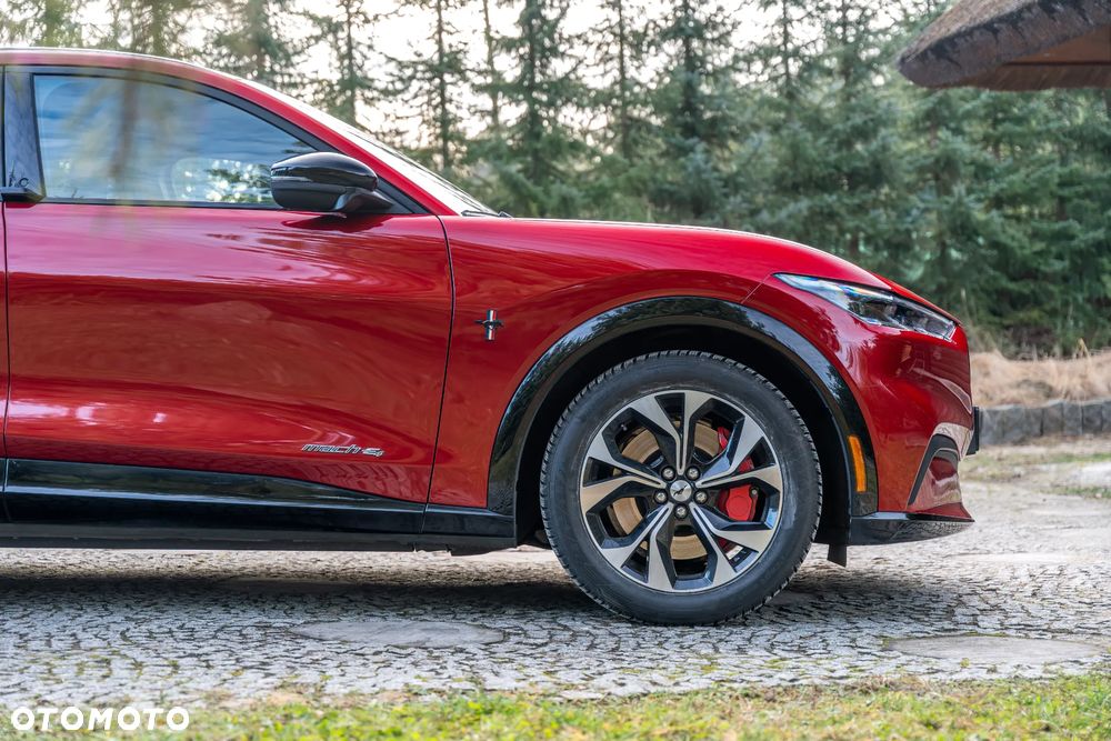 Ford Mustang Mach-E 75kWh AWD Premium - 17