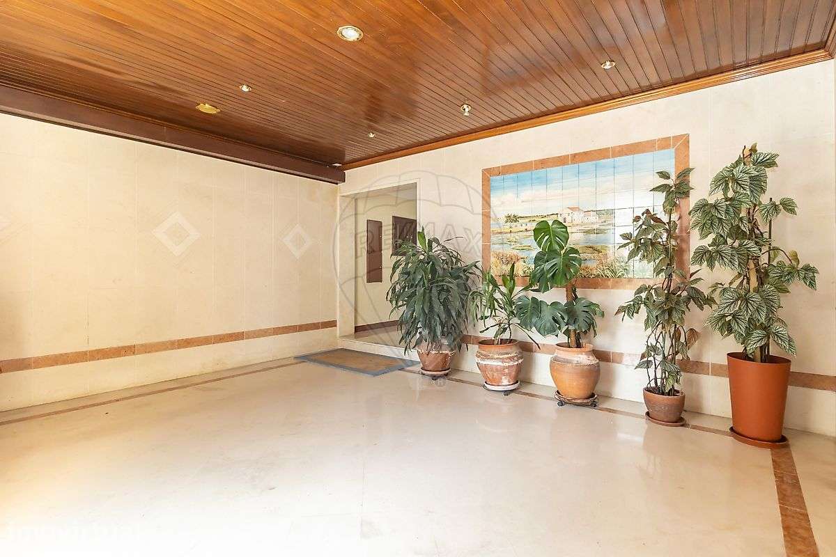 Apartamento T2 em Quinta do Lírio, Seixal - Grande imagem: 4/37