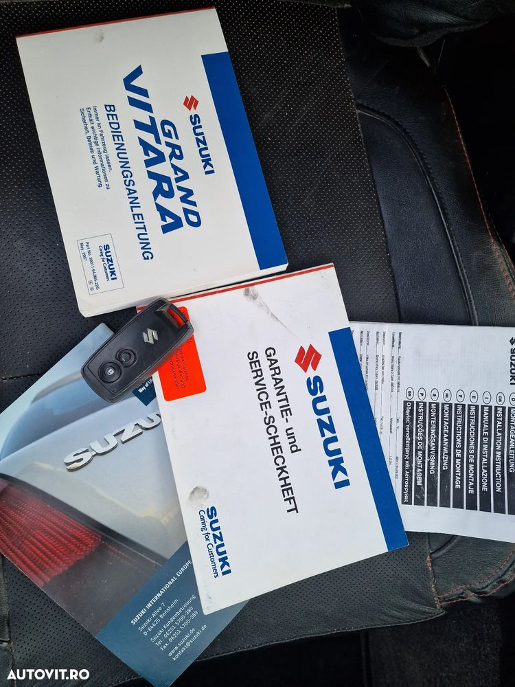 Suzuki Grand Vitara 1.9 DDiS Black&White DPF - 17