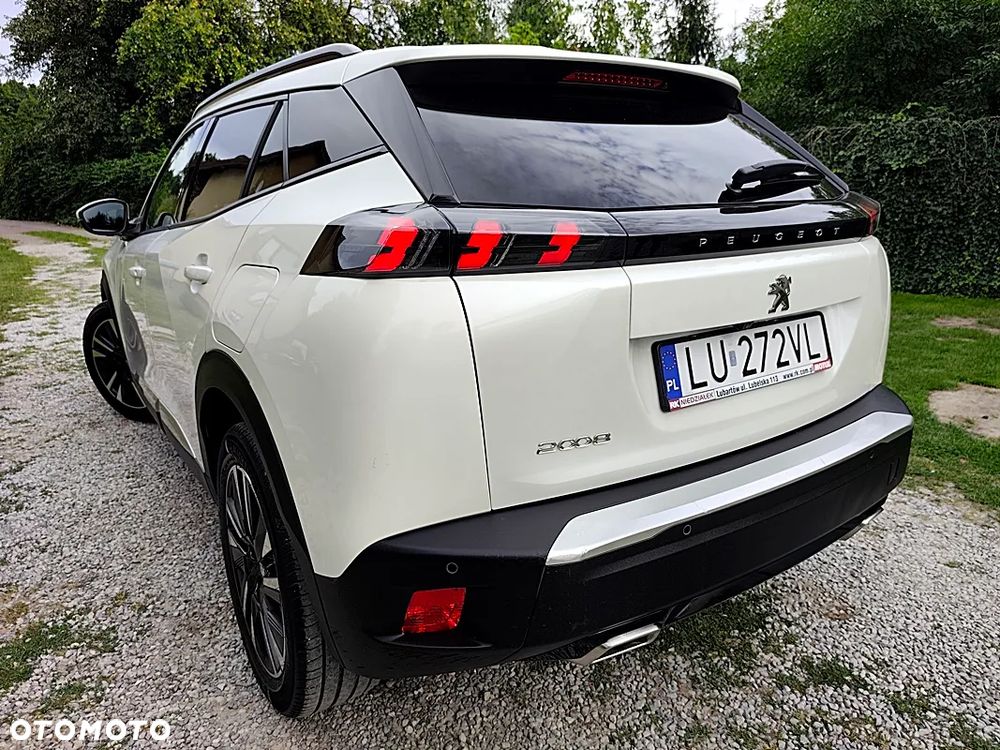 Peugeot 2008 PureTech 130 EAT8 Active Pack - 29